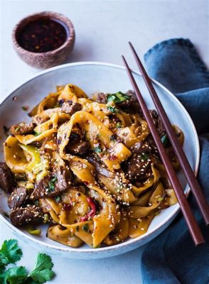  Hand-Pulled Noodles with Spicy Lamb: Can You Resist the Tempting Tanginess and Aromatic Sizzle?