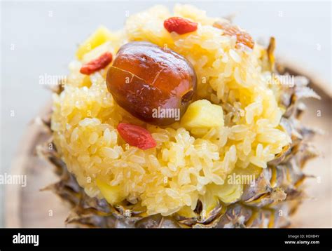 Candied Dates Stuffed With Sticky Rice and Sweet Bean Paste Satisfy Your Cravings for Both Chewy Texture and Aromatic Delicacy?